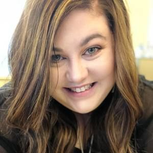 Meet your Posher, Kelli